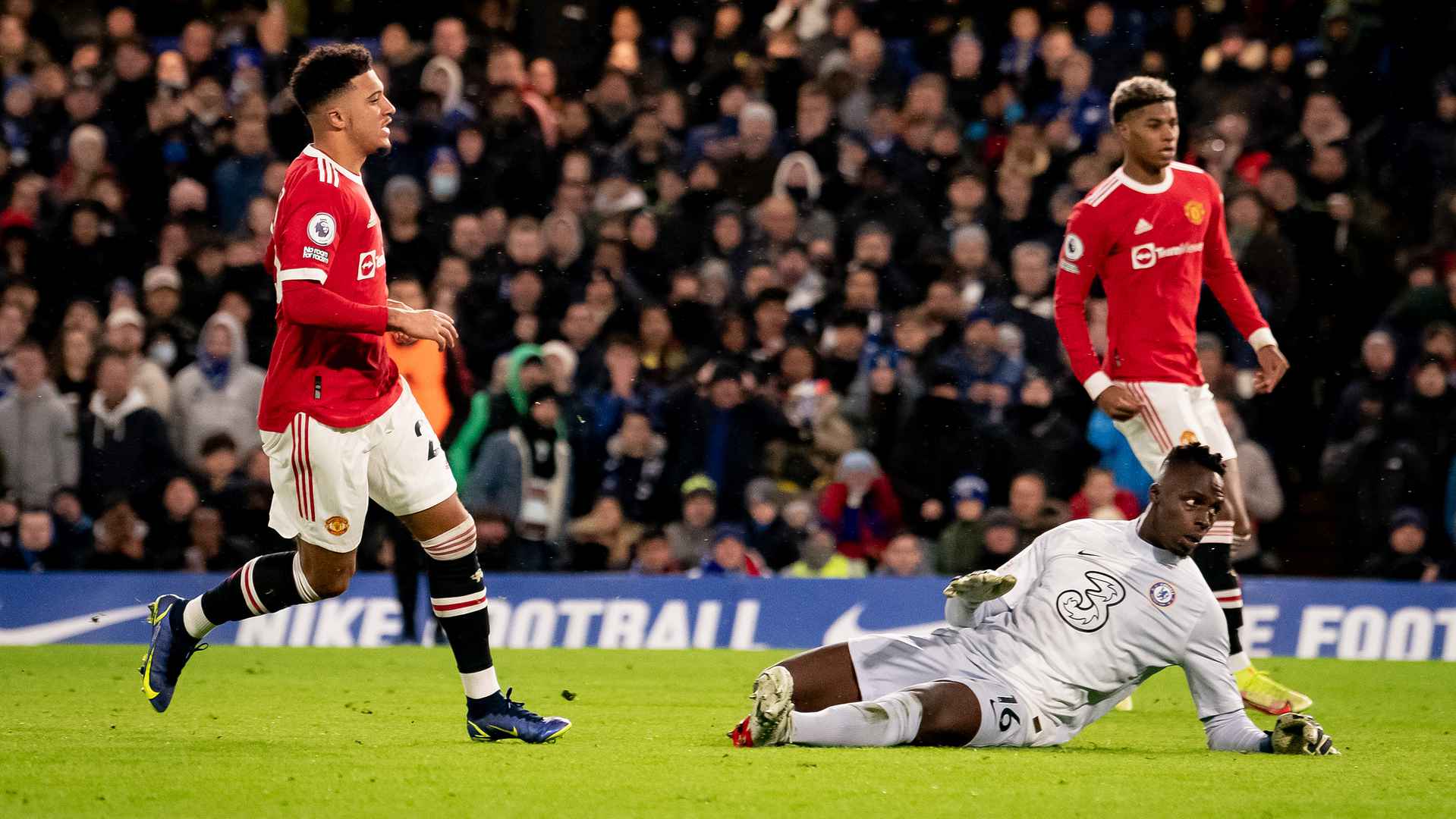  Line-ups debate: Who starts on the left?