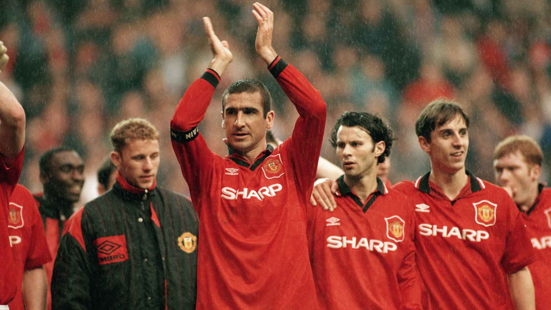 Øyeblikksbilder av Eric Cantona: United-fansen husker «Kongen»