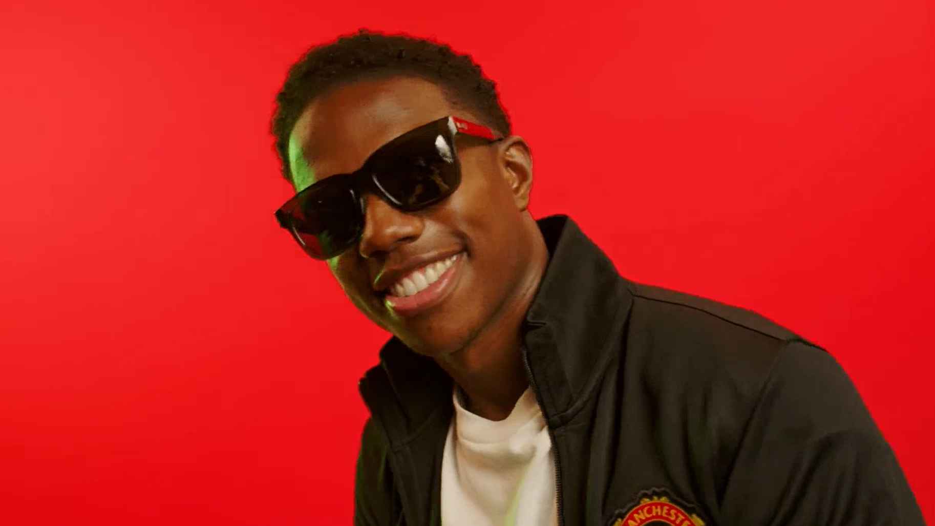 Man utd sales maui jim