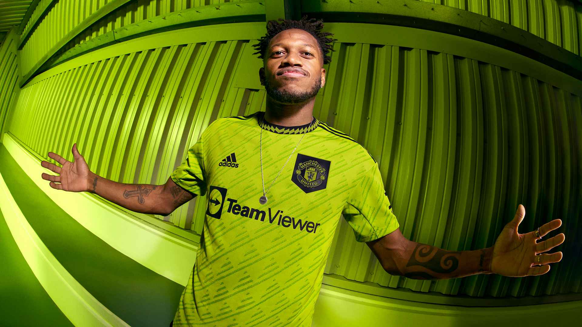 Launch video for Man Utd 2022 23 third kit