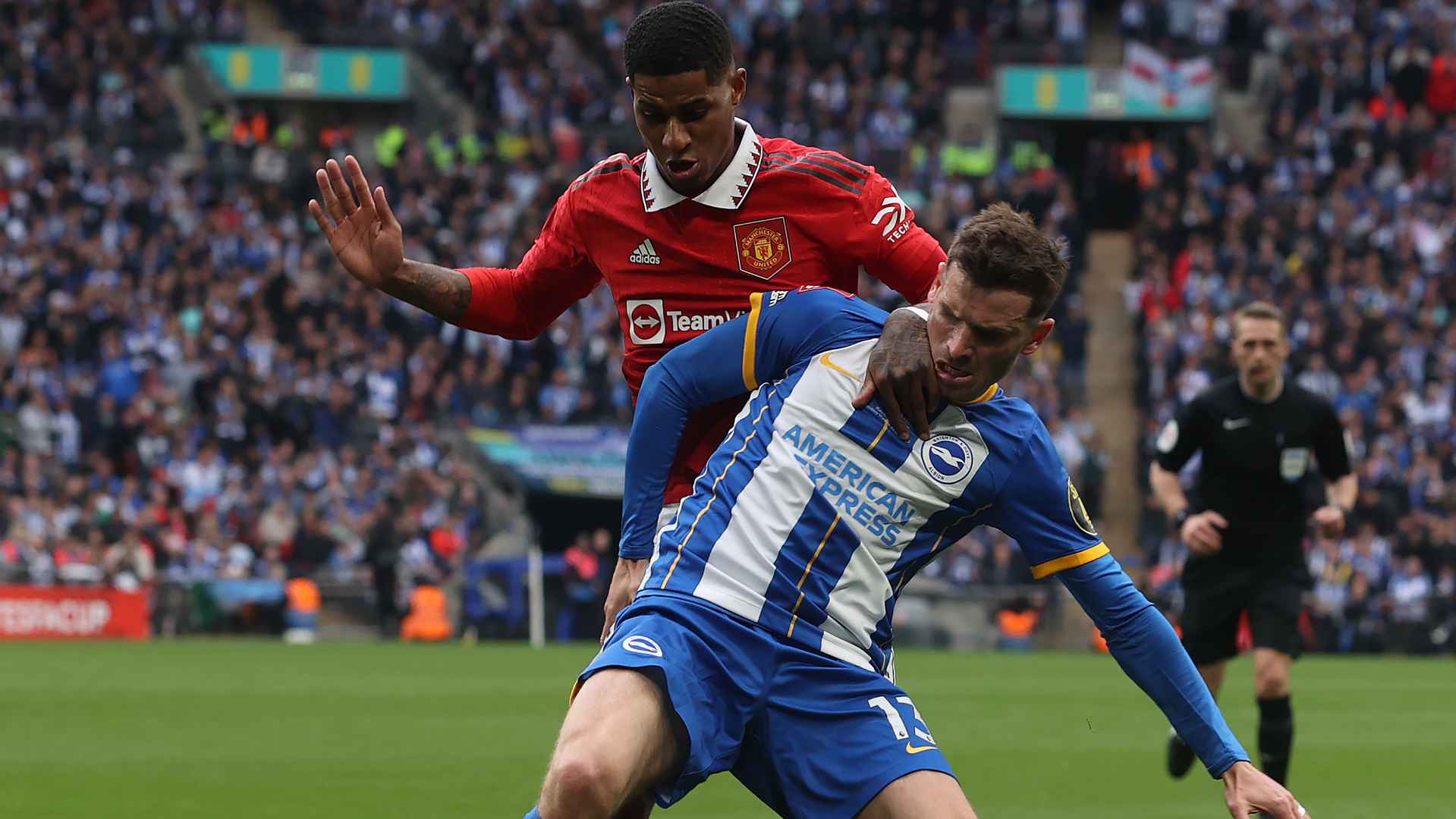 How to watch shop brighton v man utd