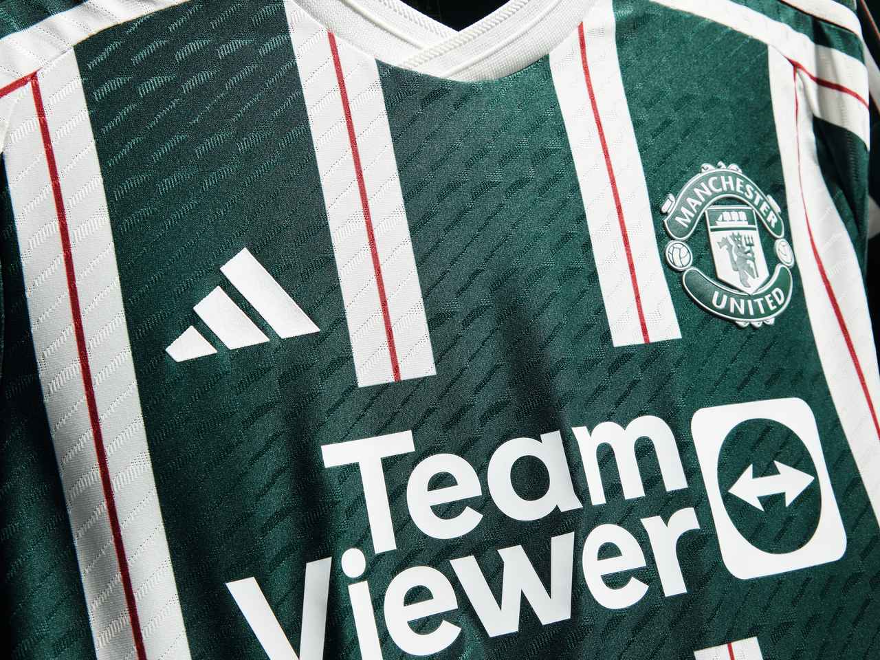 Man u away kit on sale