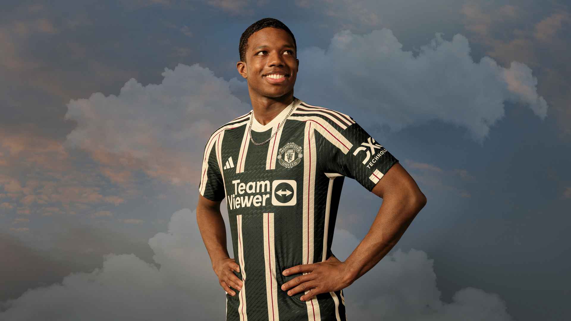 Injury update from Carrington on Tyrell Malacia | Manchester United