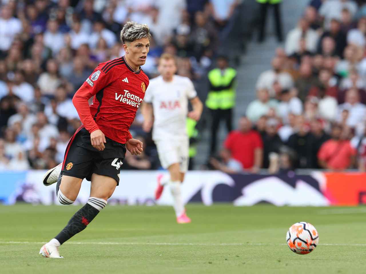 Man utd v discount tottenham on tv