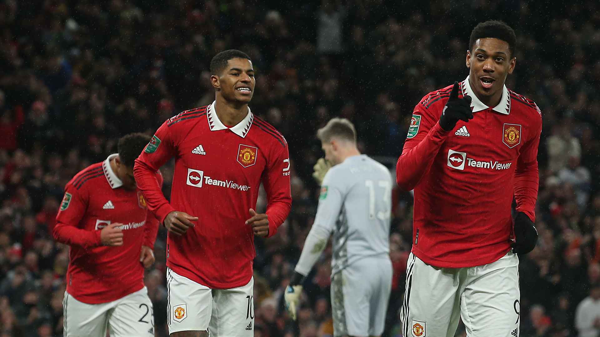 Anthony Martial Equals David Beckham Scoring Record For Man Utd ...