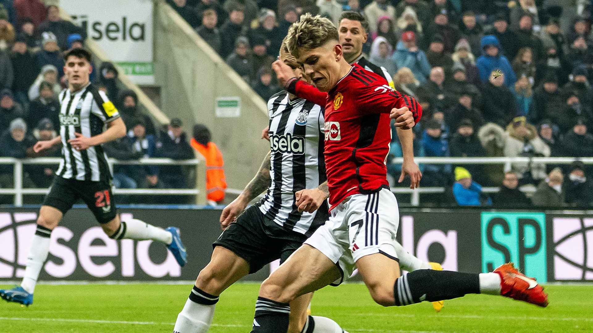 Full 90 match replay of Newcastle v Man Utd | 2 December 2023