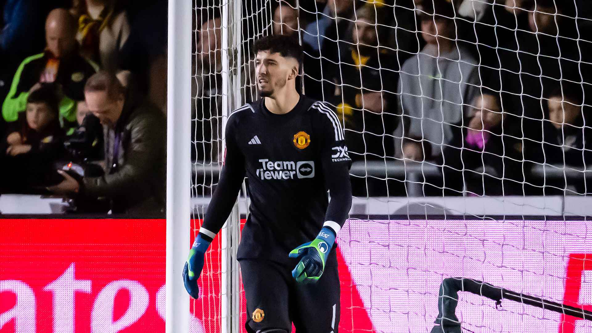 Altay Bayindir belum tentu jadi kiper utama Manchester United