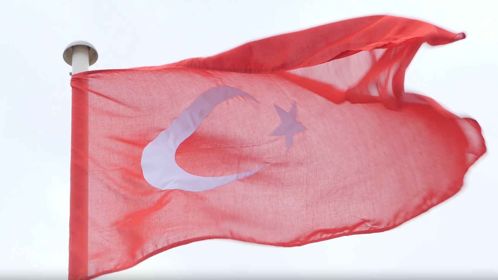 Video The Turkish flag flying proudly at Old Trafford Manchester United