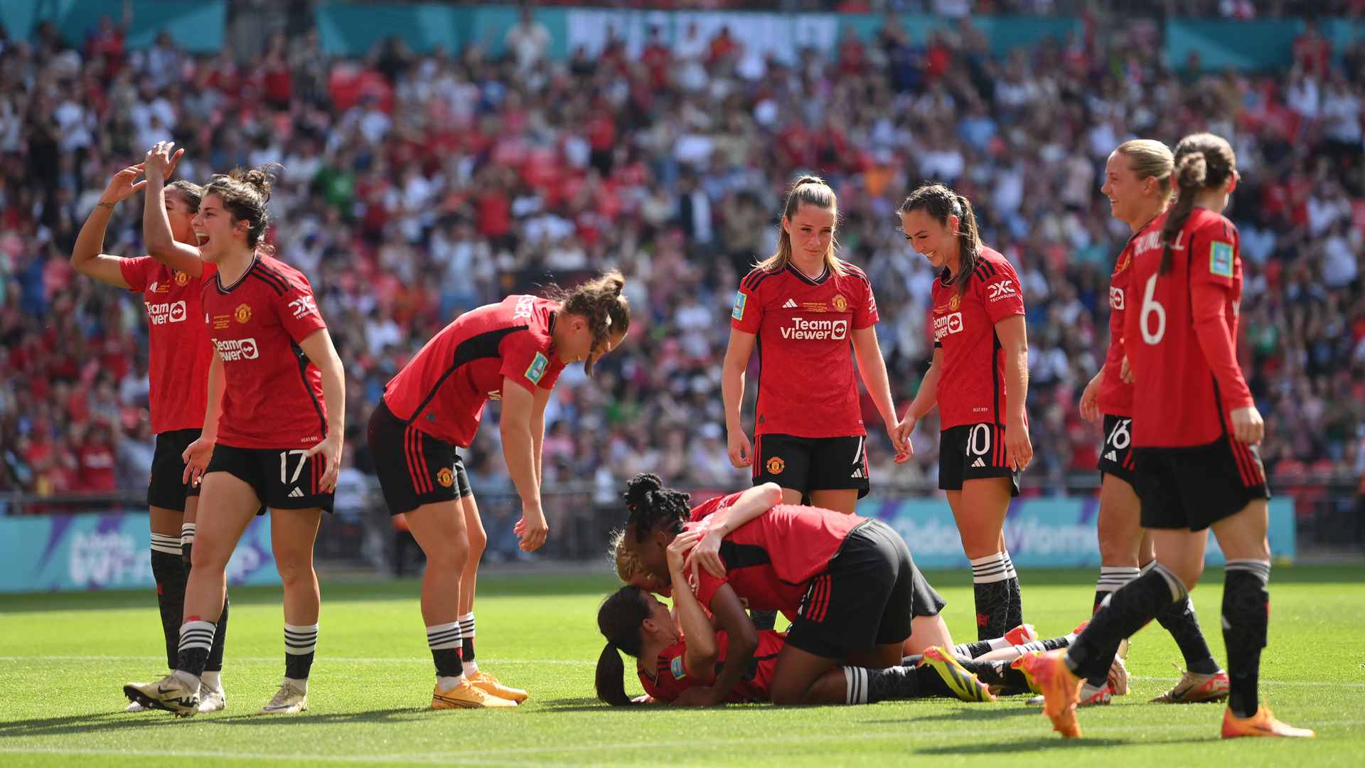 United Women 4 Spurs 0 - Man Utd