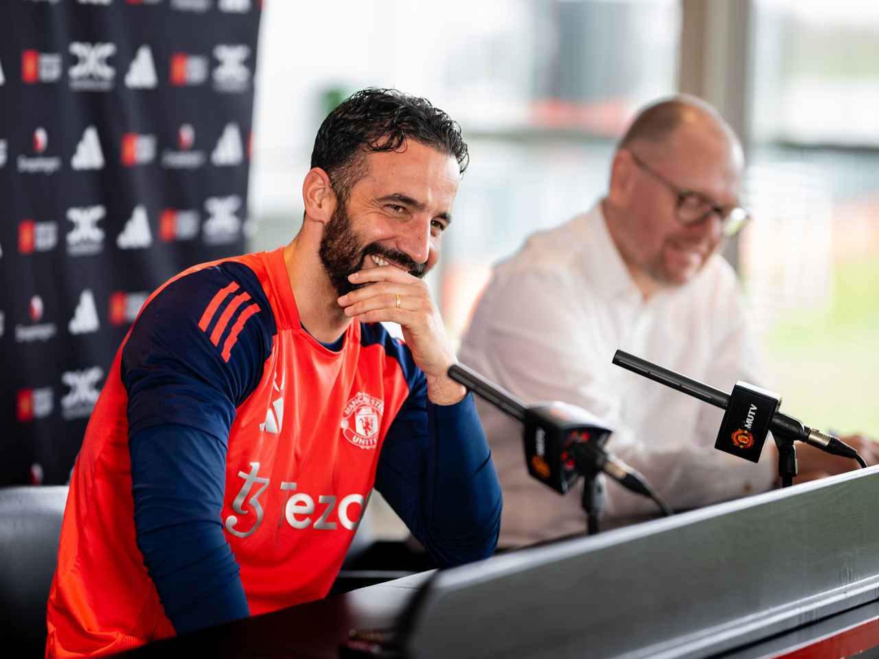 Amorim’s United Vision No Superstars Just the Right Fit