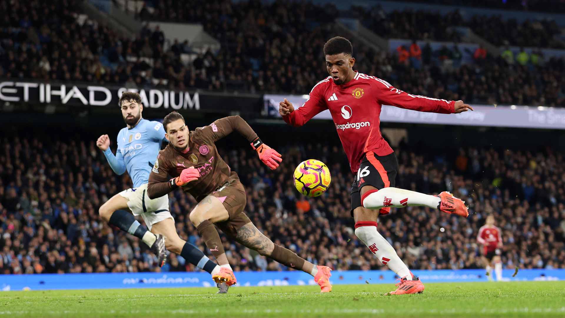 Amad up for Premier League Goal of the Month