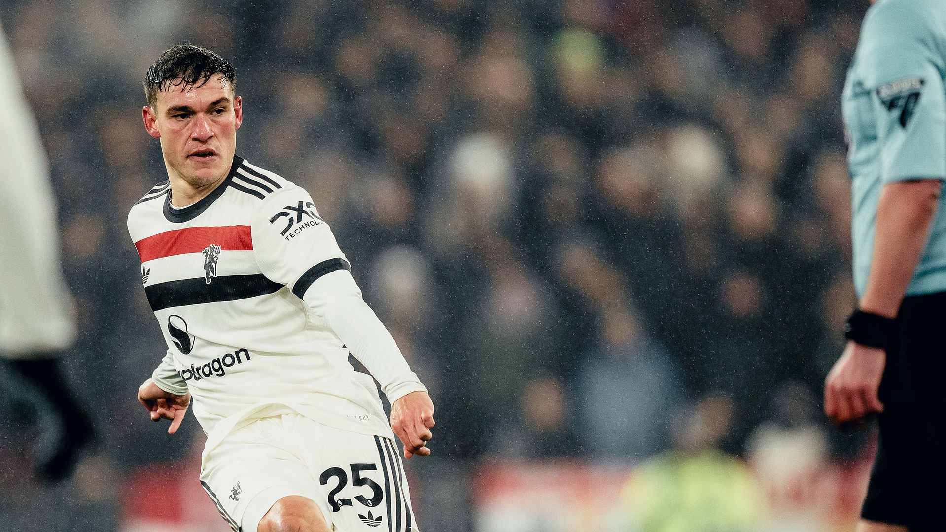 Manuel Ugarte Impresses with Stellar Performance Against Liverpool