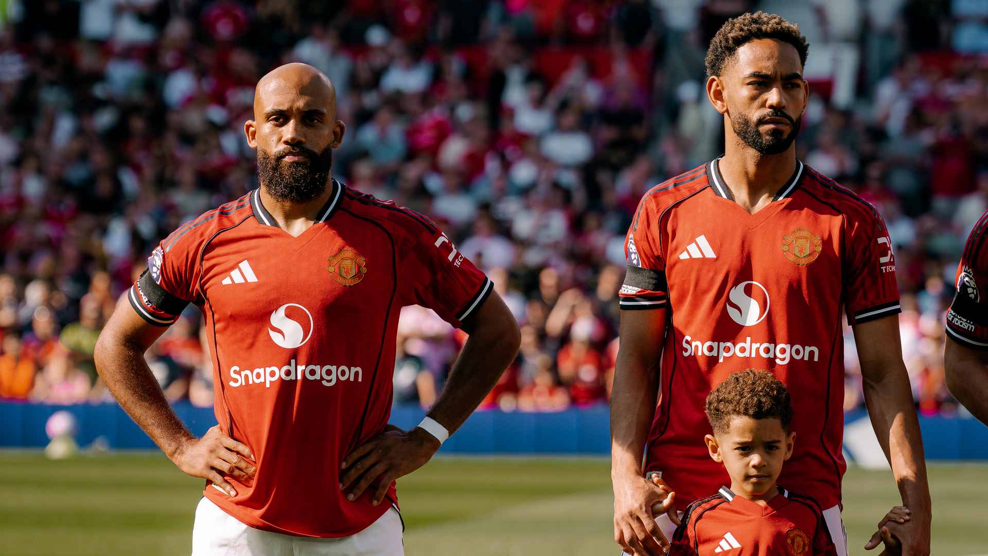 Fans and pundits rate debut performances of Cunha and Mbeumo | Manchester  United