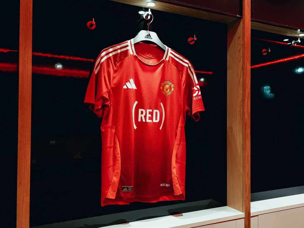 Spectacular Why Man Utd Are Wearing A Different Sponsor In Brentford Premier League Clash Moment in HD