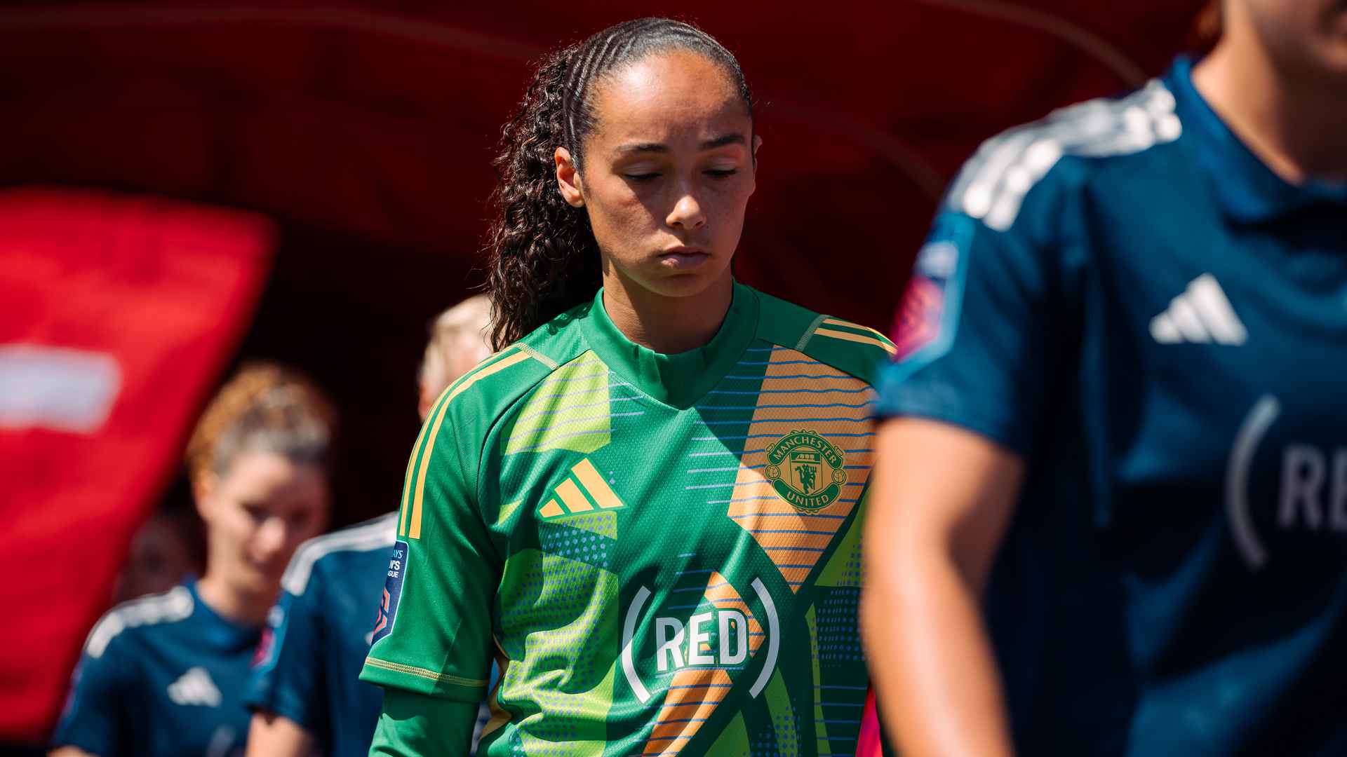 Phallon Tullis Joyce shares WSL Golden Glove for 2024/25 season