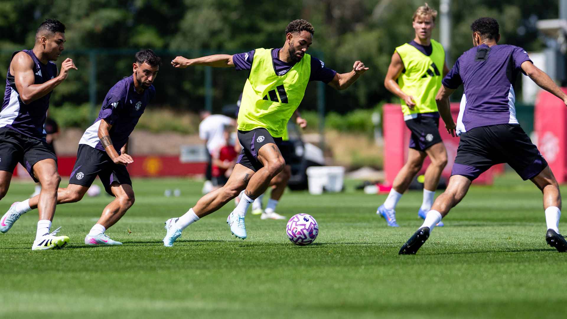 Long form video wrap of first week back in training for Man Utd at