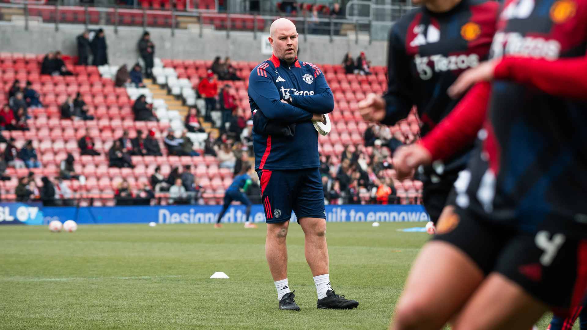 Man Utd players support auction in memory of Jon Humble Man Utd players support auction in memory of Jon Humble