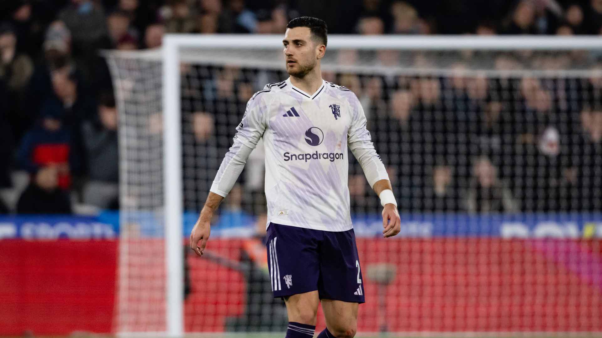 Diogo Dalot on dealing with criticism | 20 February 2026