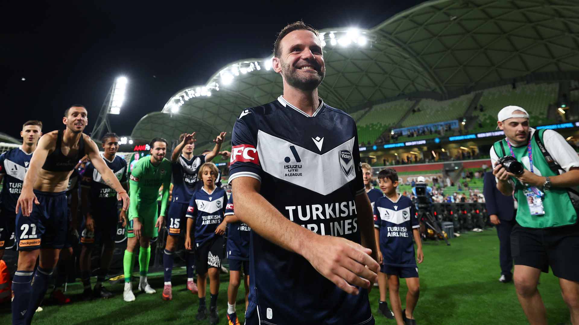 Juan Mata steals the spotlight in Melbourne derby