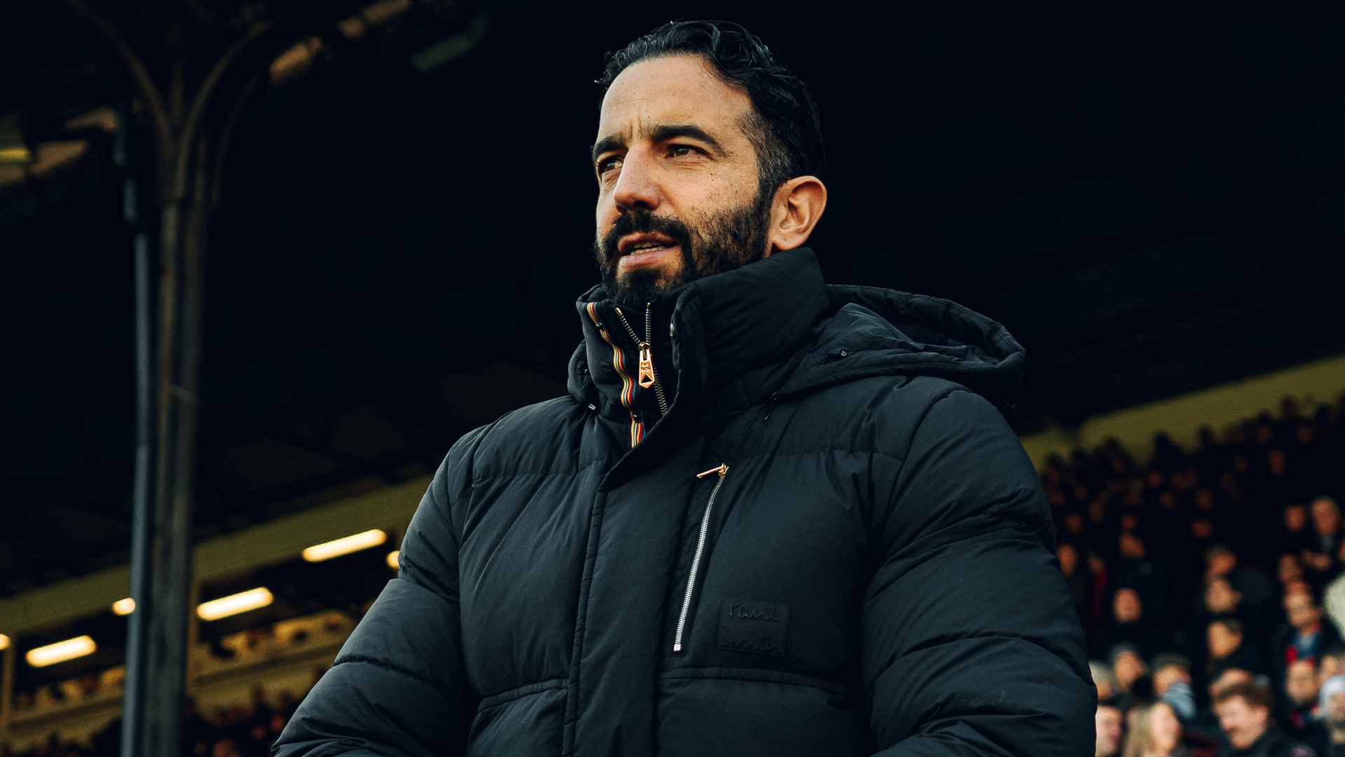 Amorim names team for Villa Park test