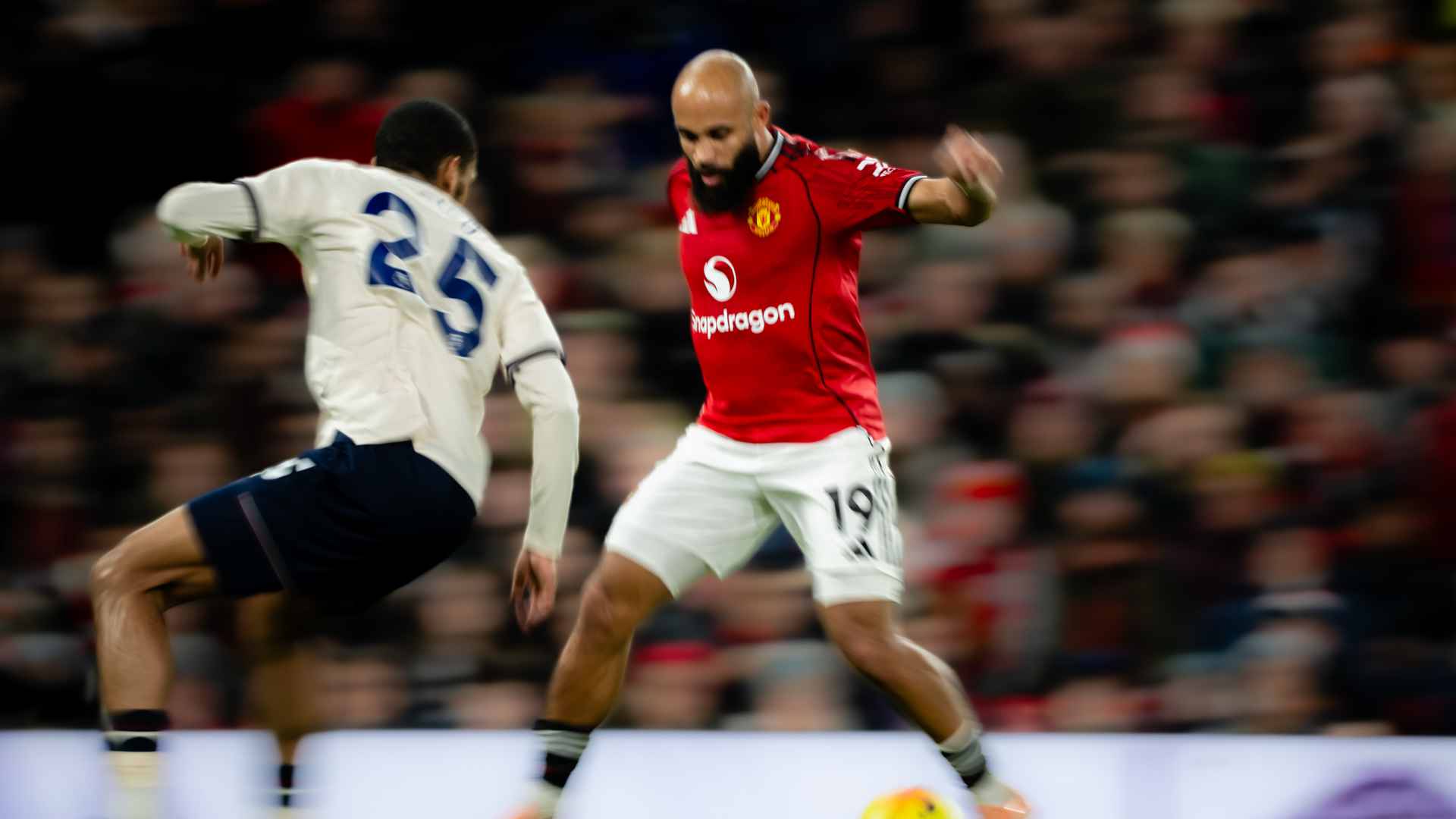 맨유 공식 웹사이트 웨스트햄전 유니폼 안내 이미지