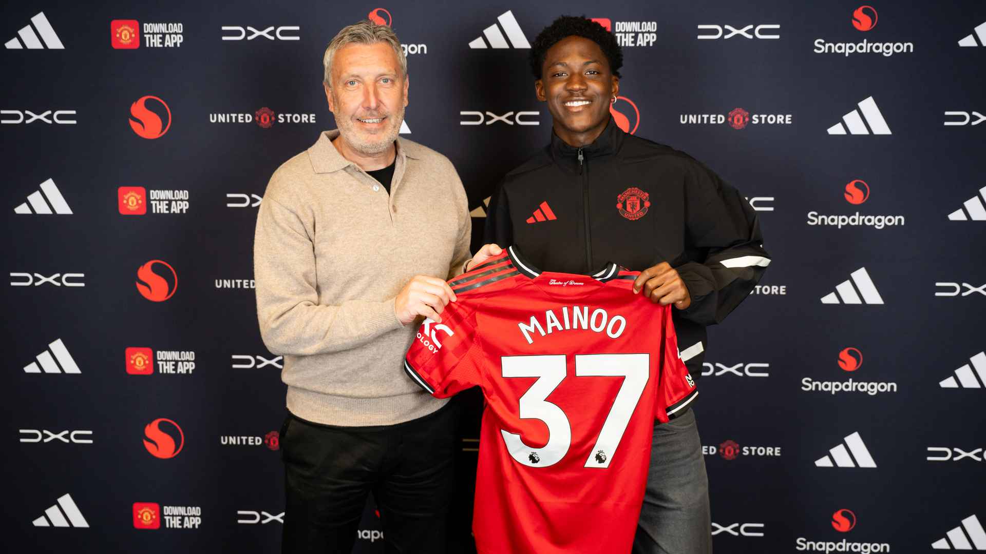 He’s signed!