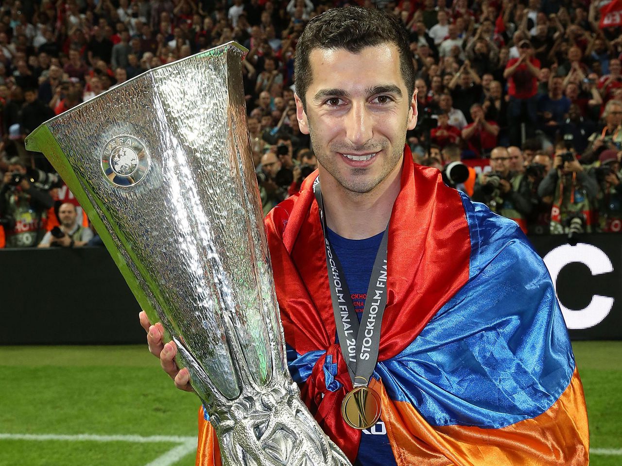Mkhitaryan farewell letter produces mixed reaction – DW – 07/07/2016